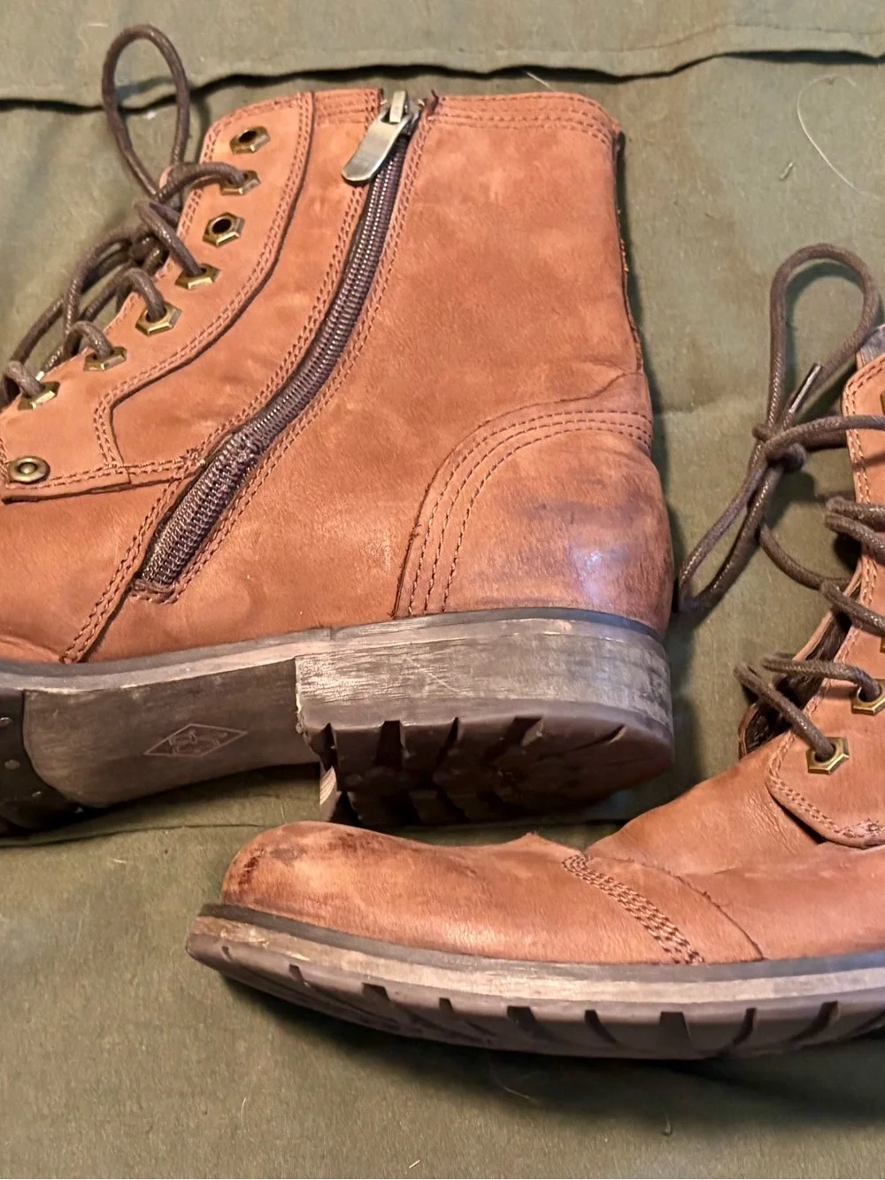 Donald J. Pliner Men's Bruce Cognac Brown Leather Lace-Up Zip Combat Boots
